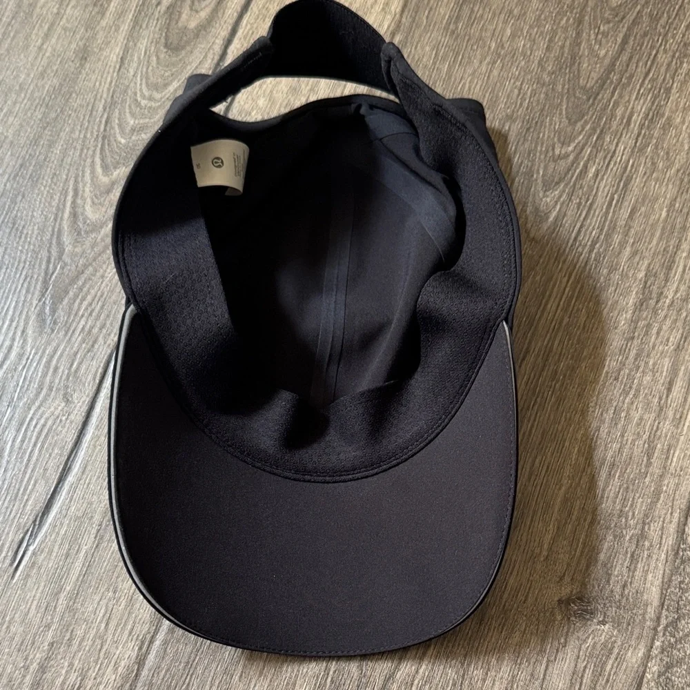 Lululemon Black Ponytail Cap - Picture 5 of 5